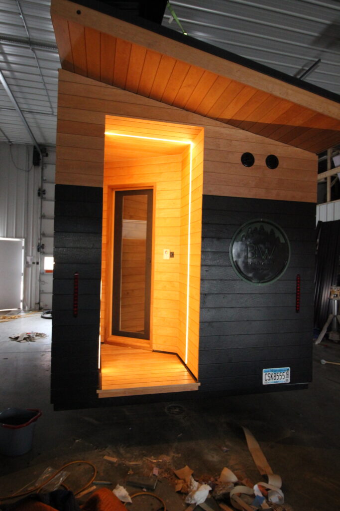 8' x 14' mobile trailers