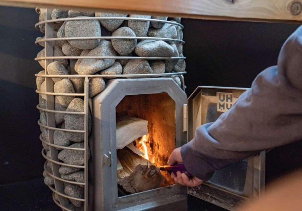 Huum sauna heater, Traditional Finnish sauna