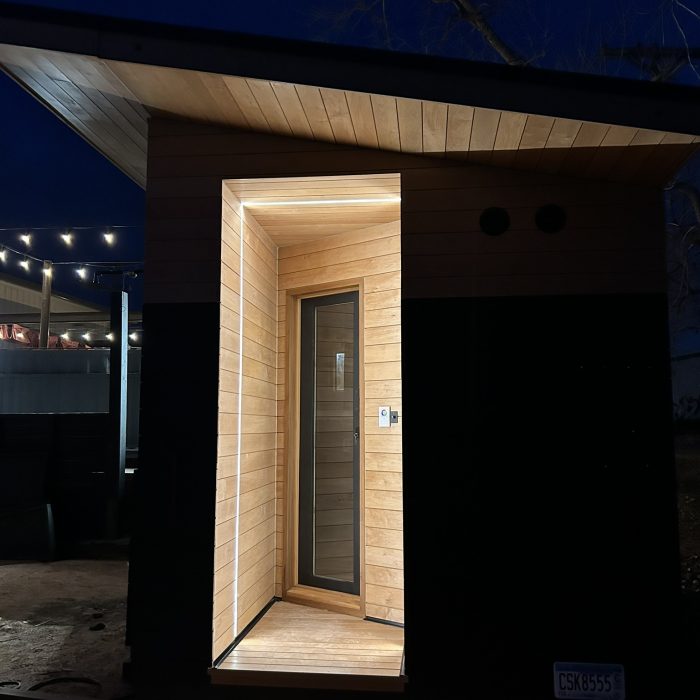 8' x 14' mobile trailers